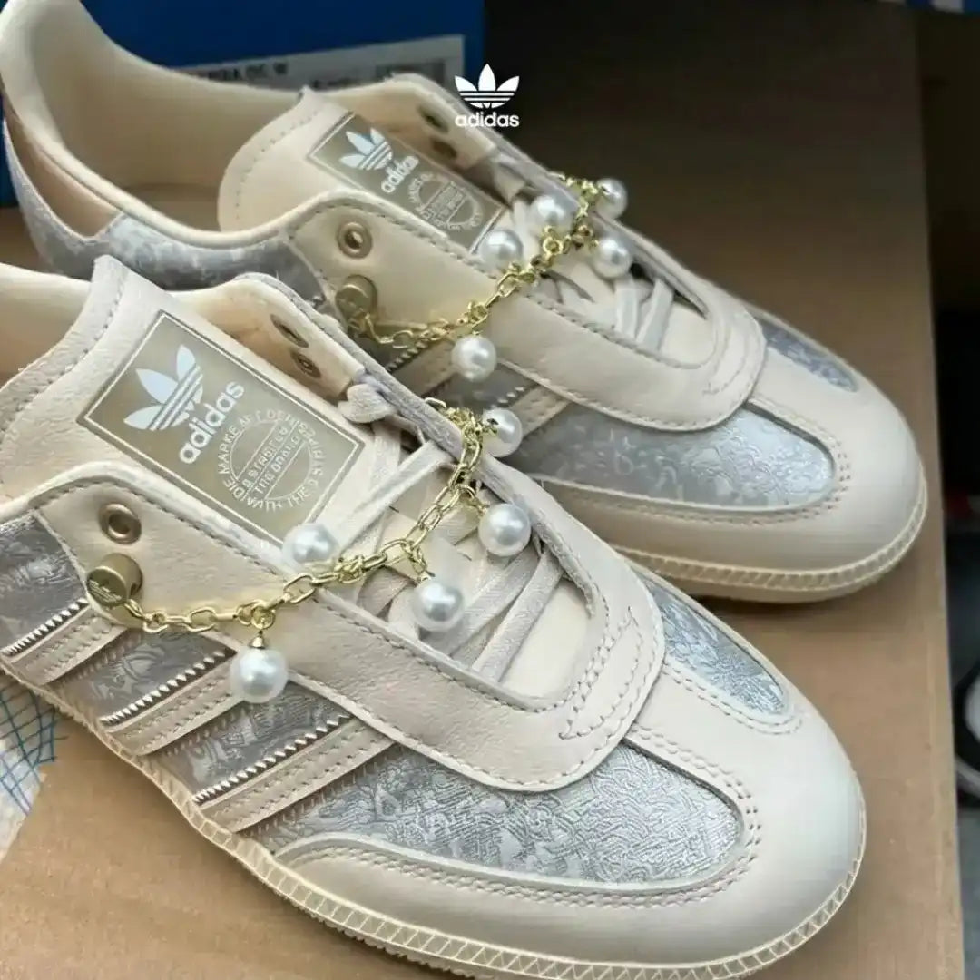 Adidas Samba x Disney "101 Dalmatians" (Harry)