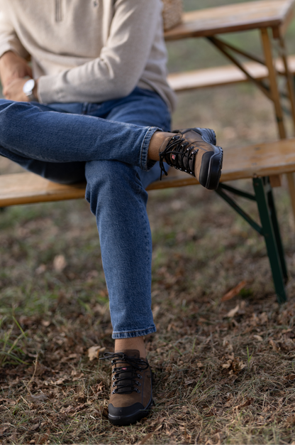 Sapatilhas New Trackers CWT Castanho