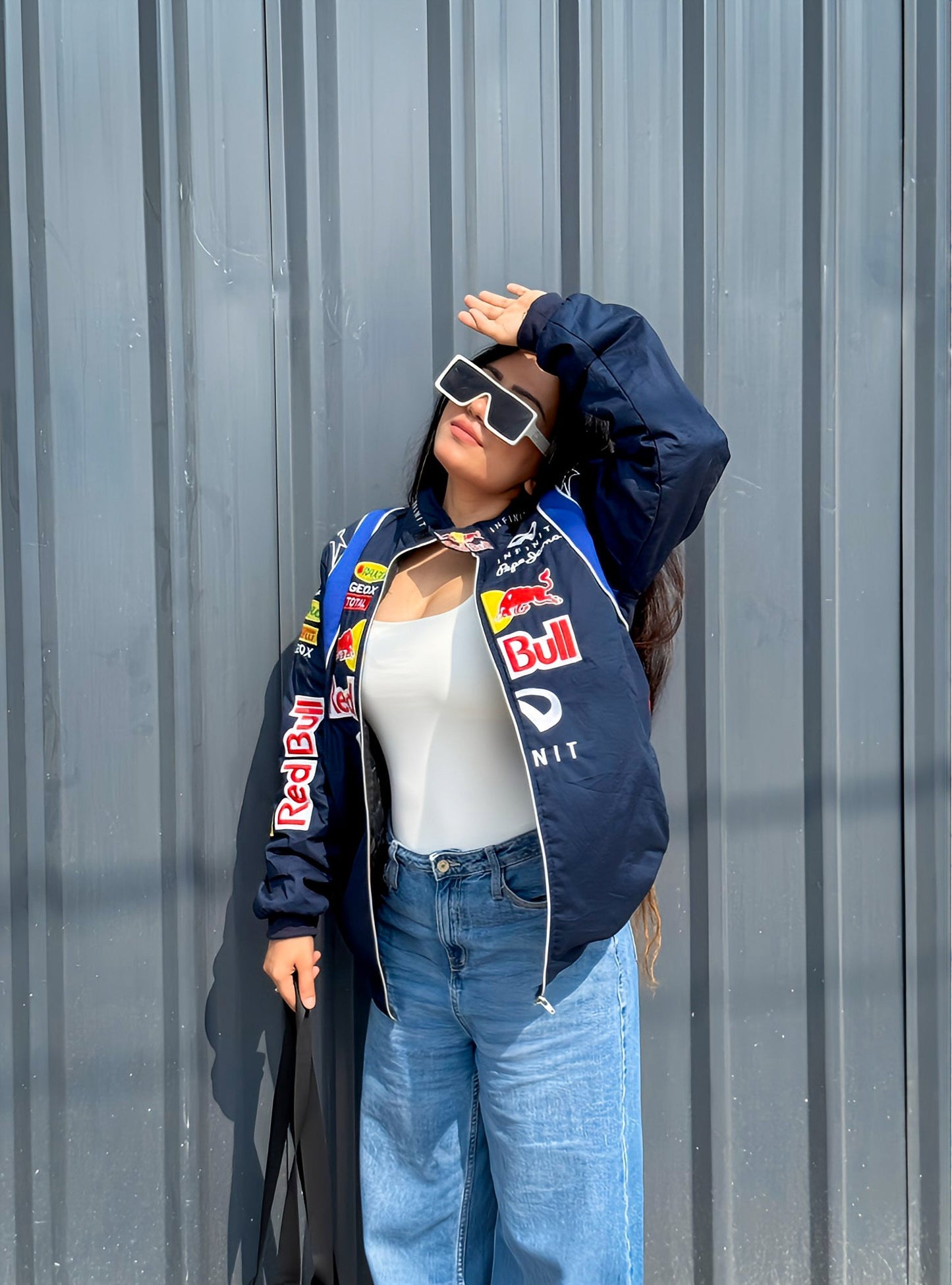 Red Bull Racing Team Jacket – Inner Puff Parachute Fabric | F1 Streetwear Look