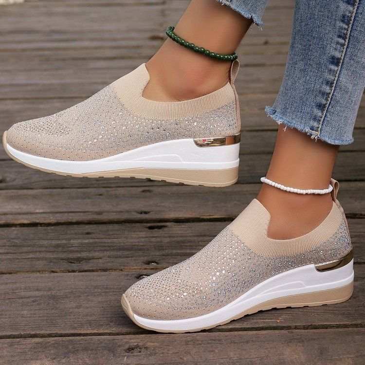 Discreet Shoes Crystal Cloud Walker