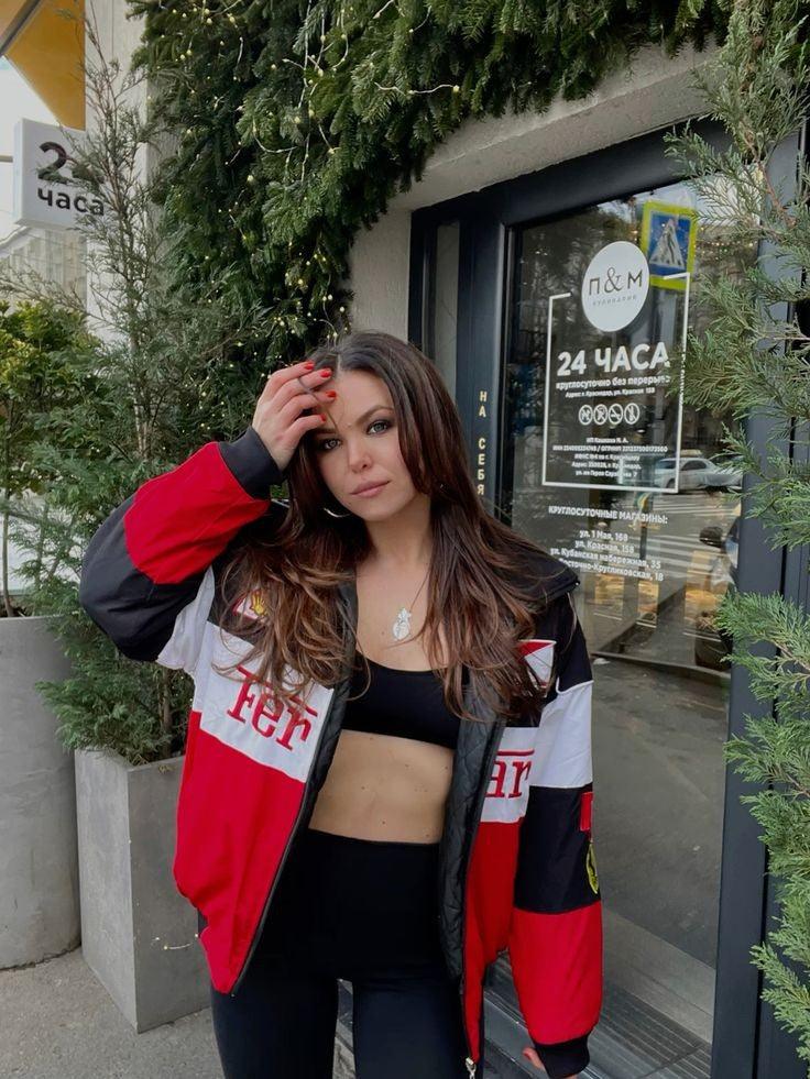 Black Ferrari F1 Vintage Racing Icon Jacket | STREETWEAR CLOTHINGS